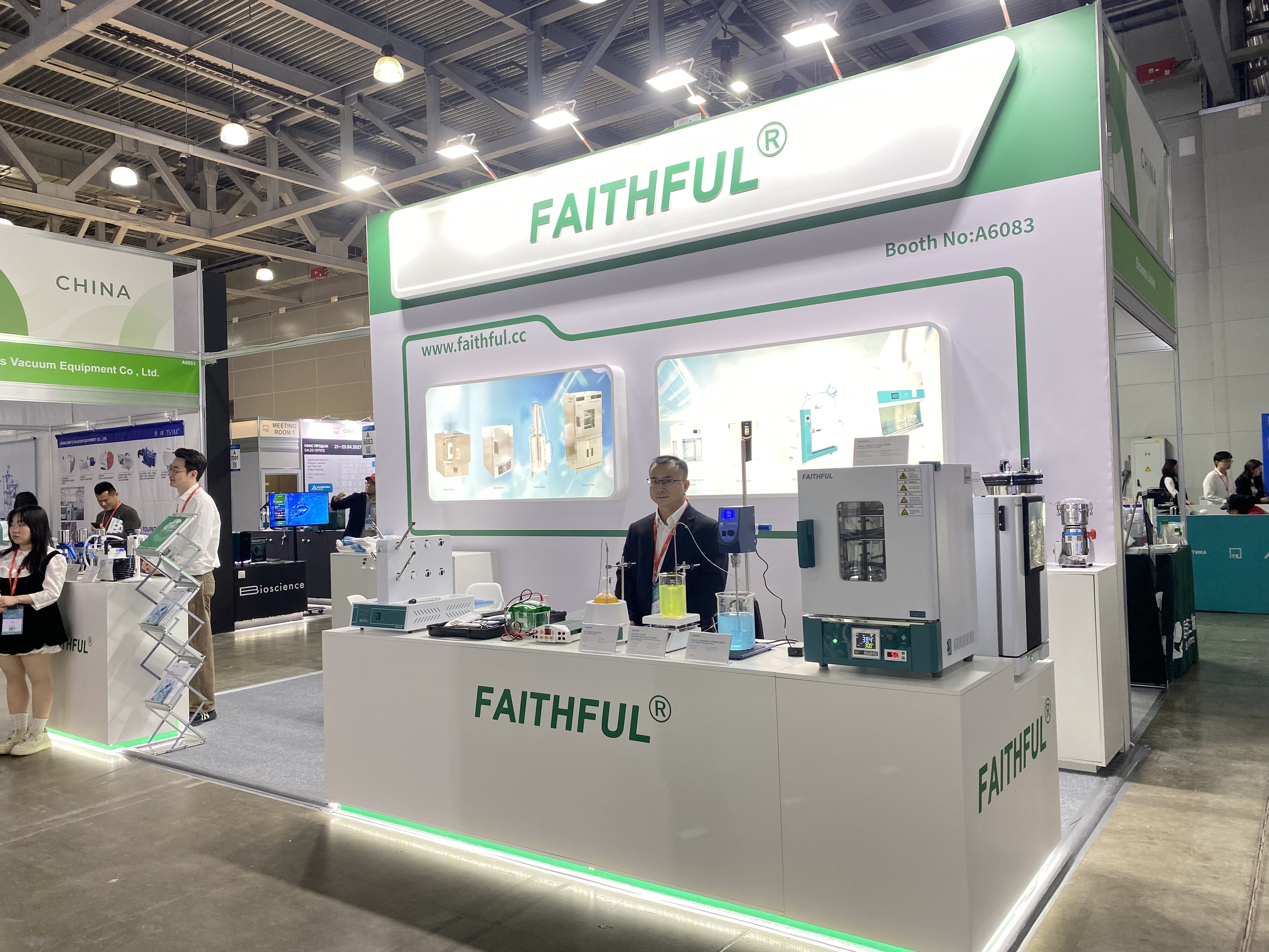 FIELES EN Analitika Expo 2026
